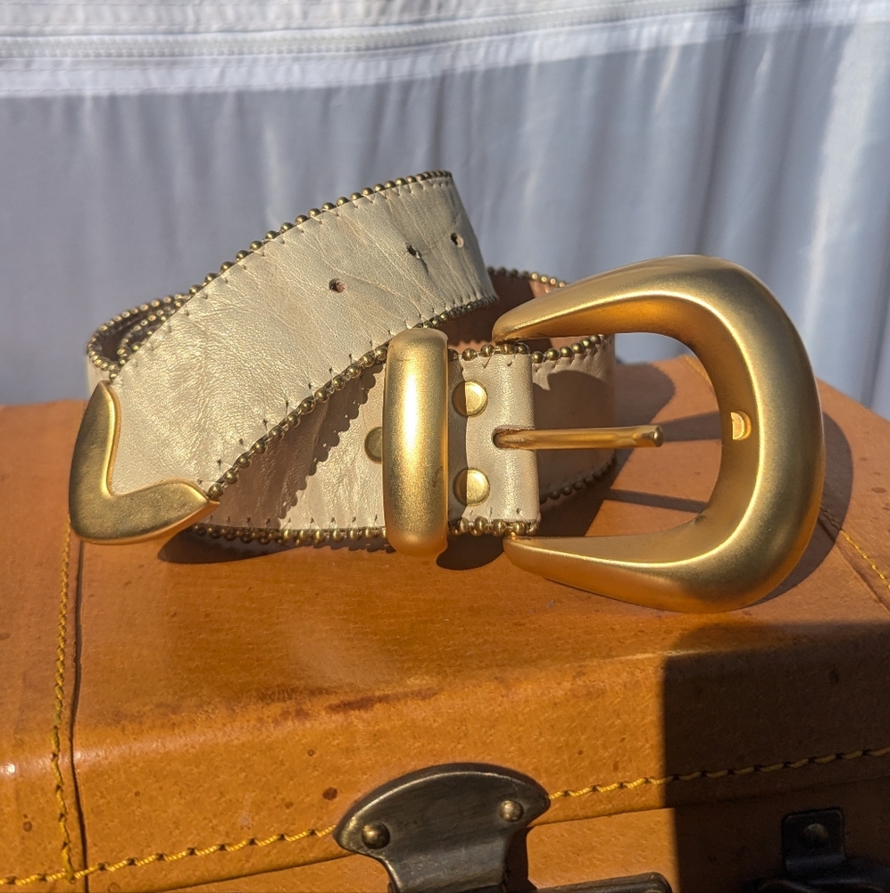GENUINE LEATHER GOLD BUCKLE BELT